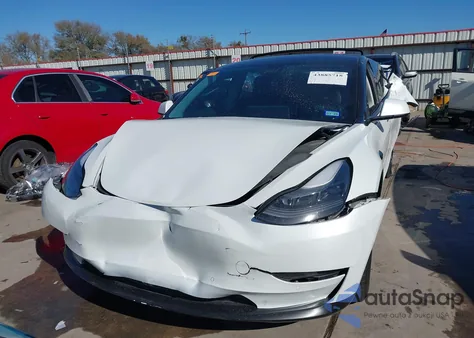 2022 Tesla Model 3 Long Range Dual Motor All-Wheel Drive z USA, uszkodzony, nr VIN 5YJ3E1EBXNF171796